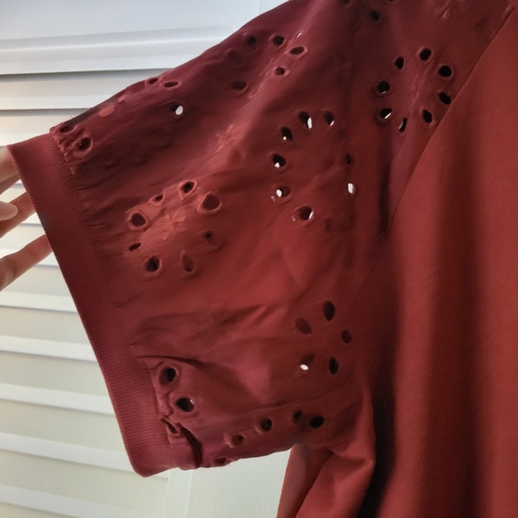 Torrid NWT blouse top size 4- 4X. - Picture 6 of 8